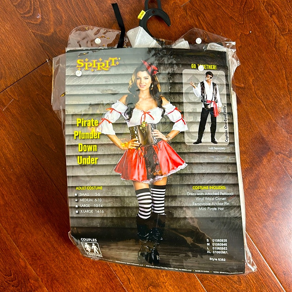 Pirate girl Halloween costume